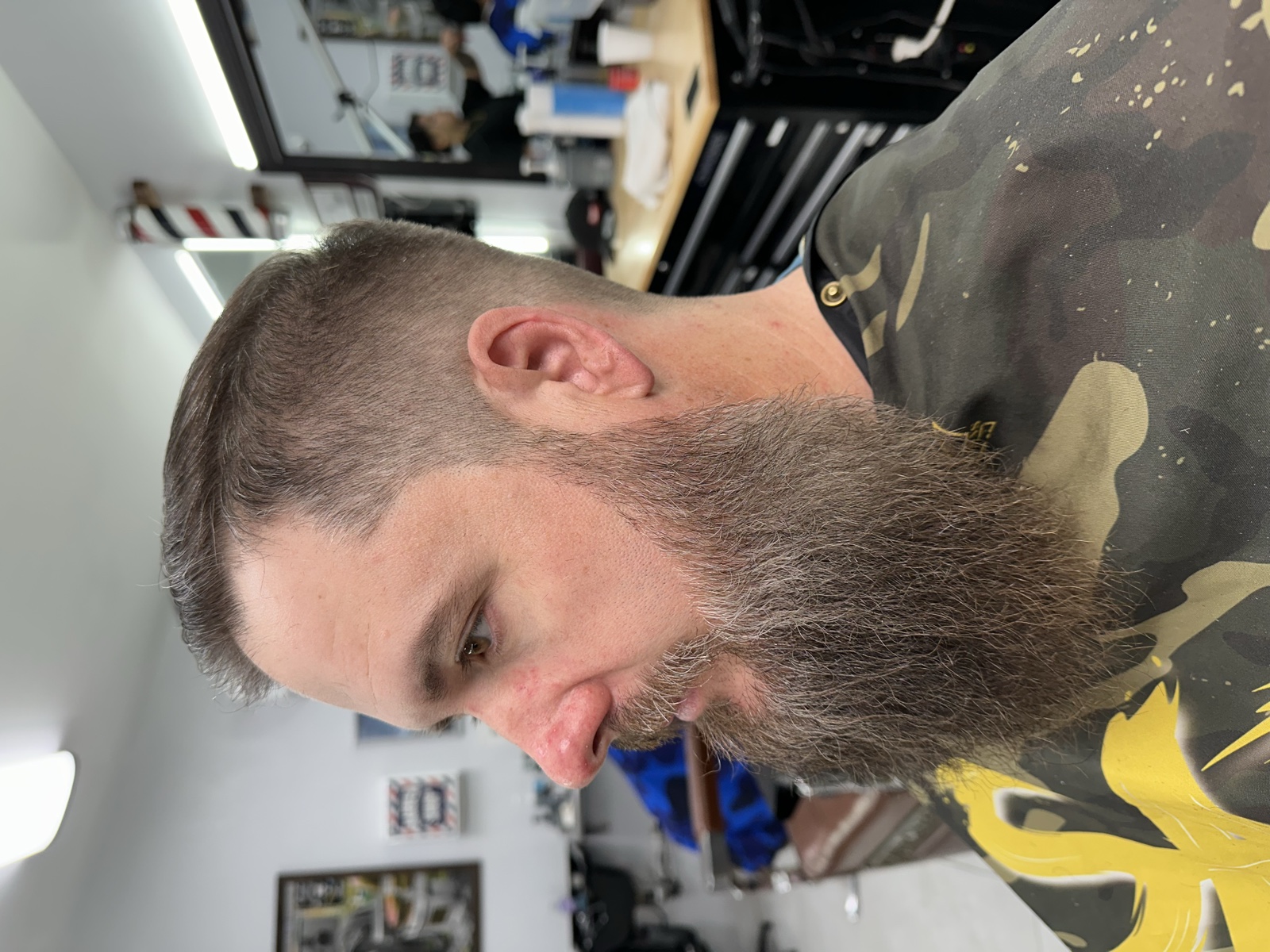 Skin fade with full-bodied beard